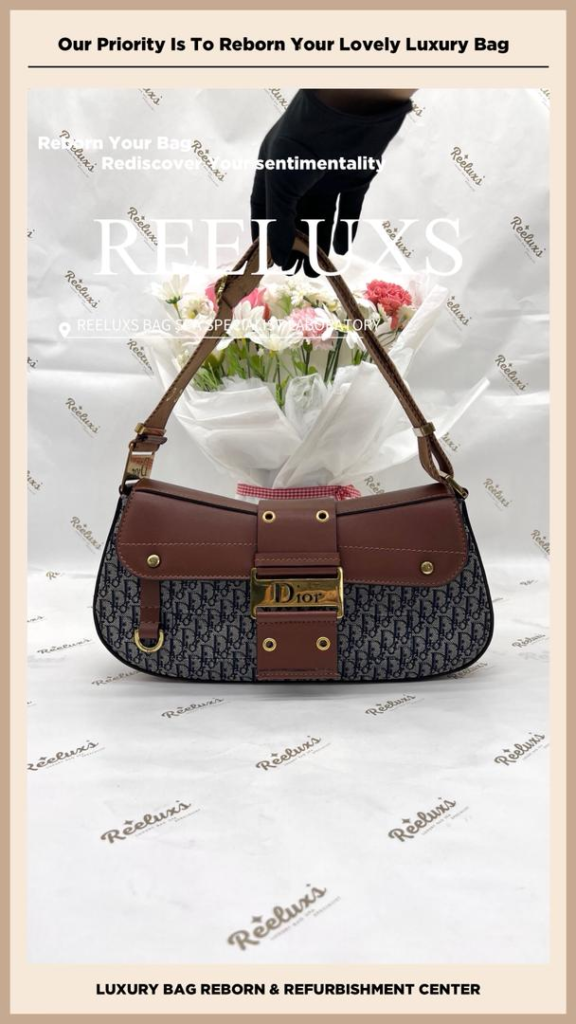 Christian Dior Street Chic Columbus Handbag Interior Mold Spot Damaged & Leather… — frame 12